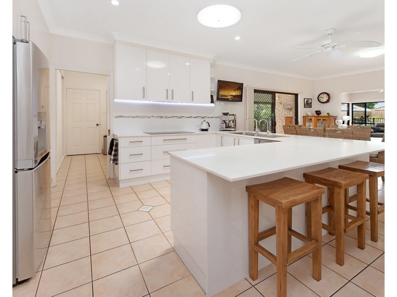 8 Investigator Place, Pelican Waters QLD 4551