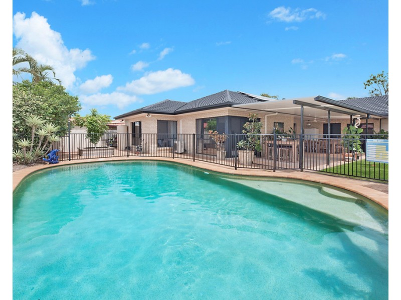8 Investigator Place, Pelican Waters QLD 4551