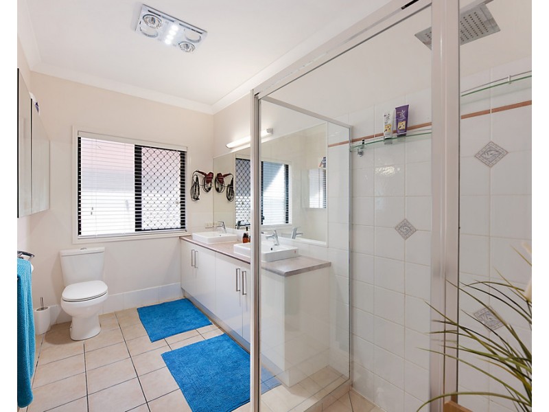 8 Investigator Place, Pelican Waters QLD 4551