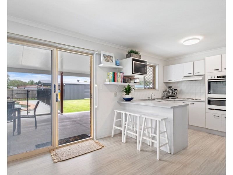 17 Tudor Court, Beerwah QLD 4519