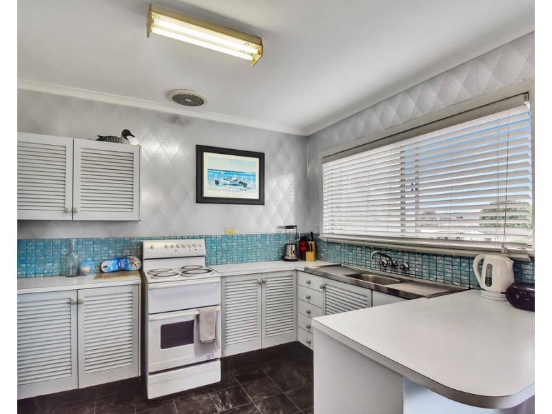 5 Collins Lane, Golden Beach QLD 4551