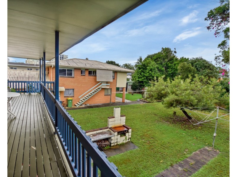 5 Collins Lane, Golden Beach QLD 4551