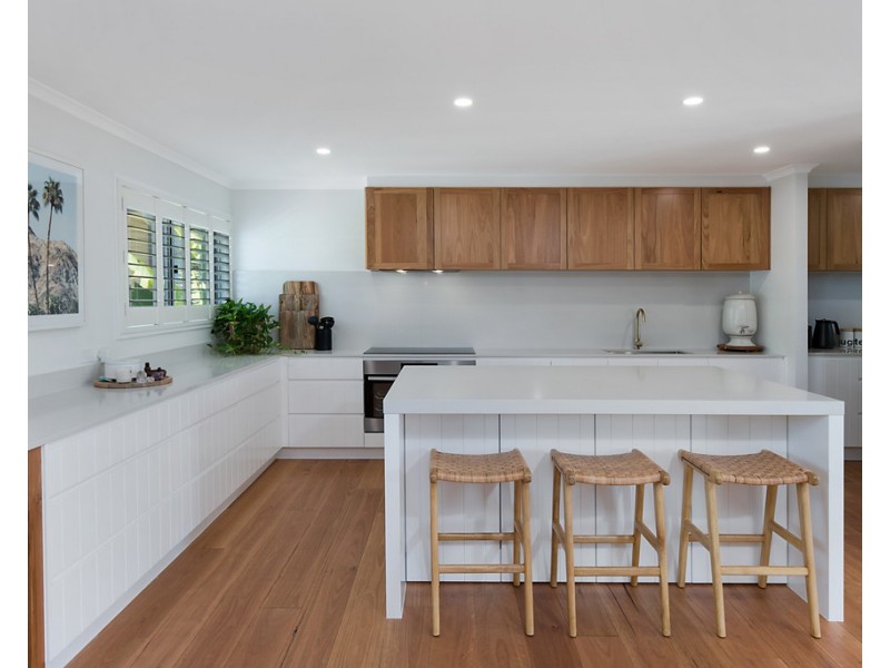 5 Market Place, Shelly Beach QLD 4551