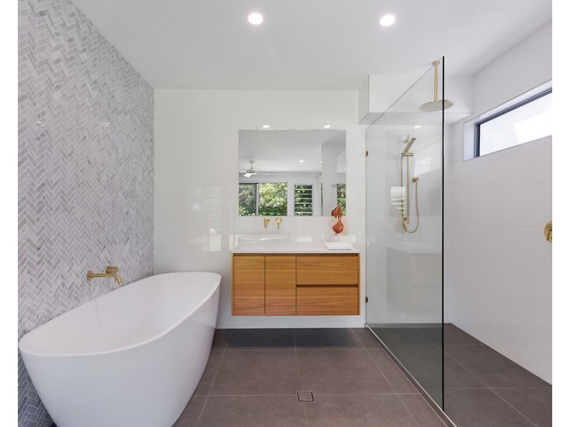 5 Market Place, Shelly Beach QLD 4551