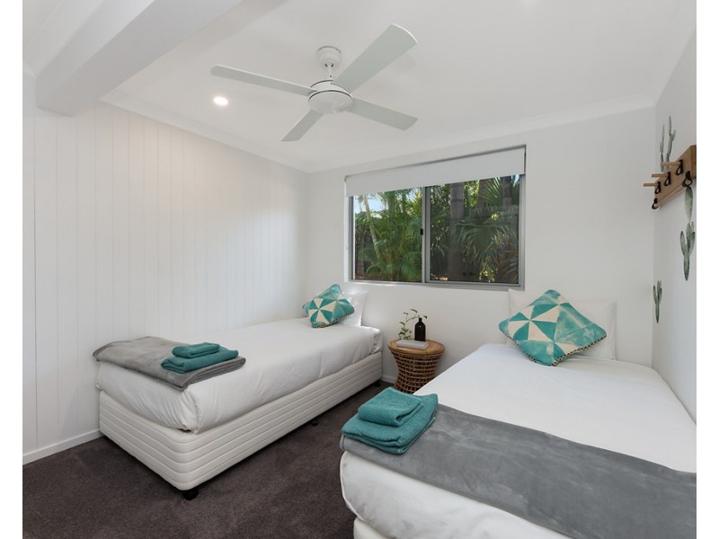 5 Market Place, Shelly Beach QLD 4551