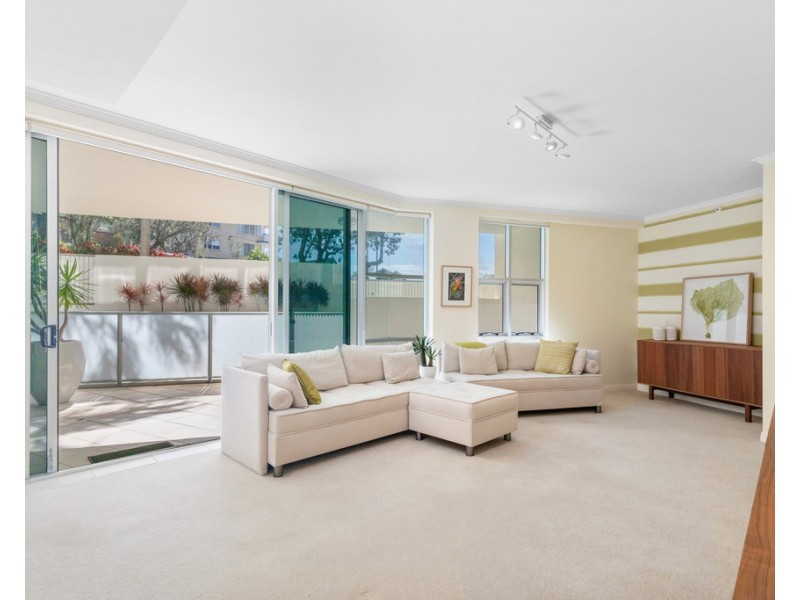 Unit 102/4 Queen Street, Kings Beach QLD 4551