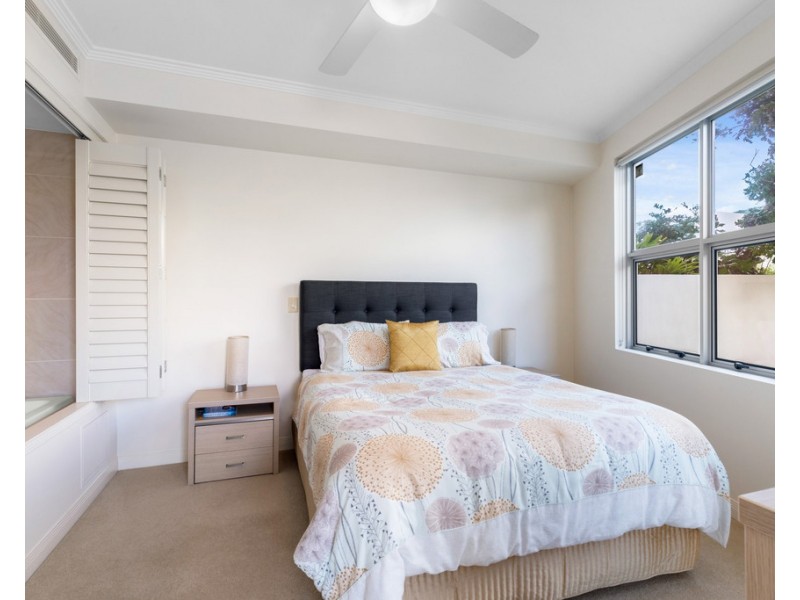 Unit 102/4 Queen Street, Kings Beach QLD 4551