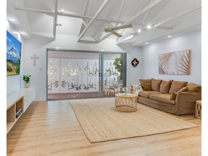 7 Lotte Place, Caloundra West QLD 4551