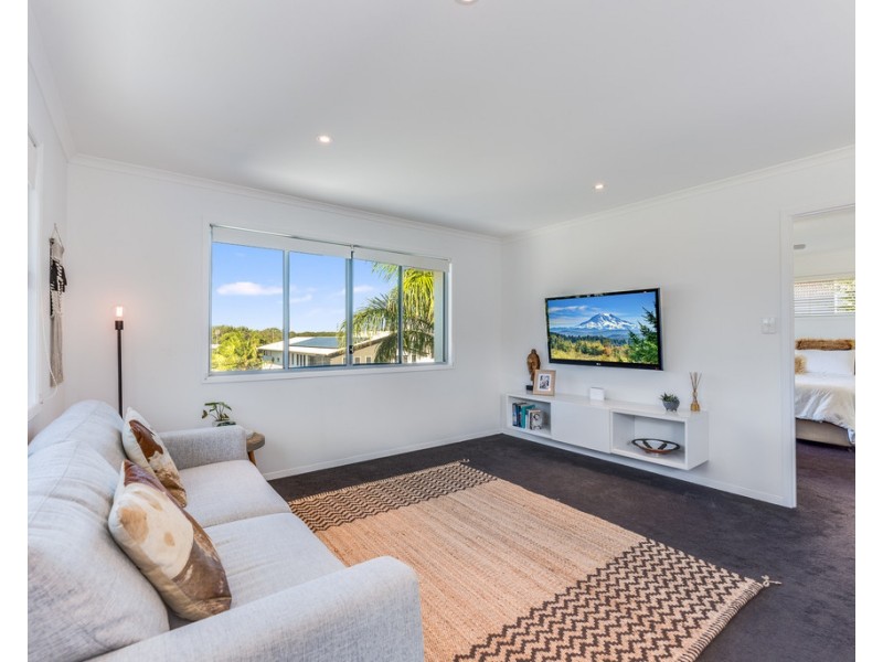 7 Lotte Place, Caloundra West QLD 4551