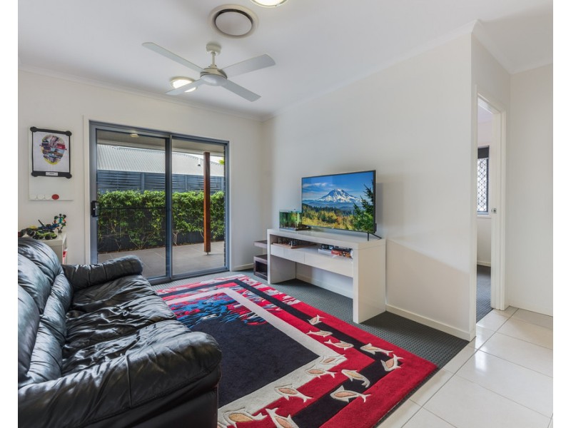 7 Parkview Drive, Little Mountain QLD 4551