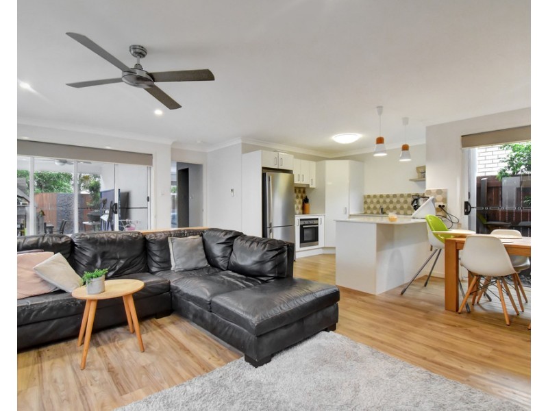 14 Vincent Avenue, Sippy Downs QLD 4556