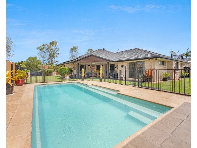 35 Investigator Place, Pelican Waters QLD 4551