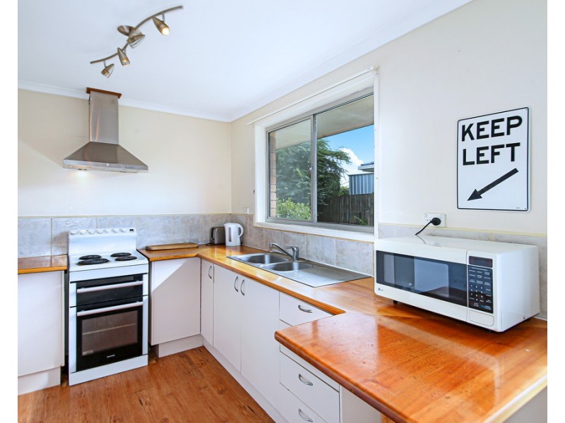 84 Coonowrin  Street, Battery Hill QLD 4551