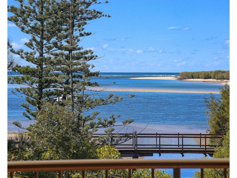 Unit 7/3 Landsborough Parade, Golden Beach QLD 4551