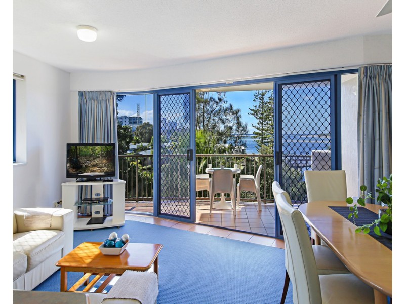 Unit 7/3 Landsborough Parade, Golden Beach QLD 4551