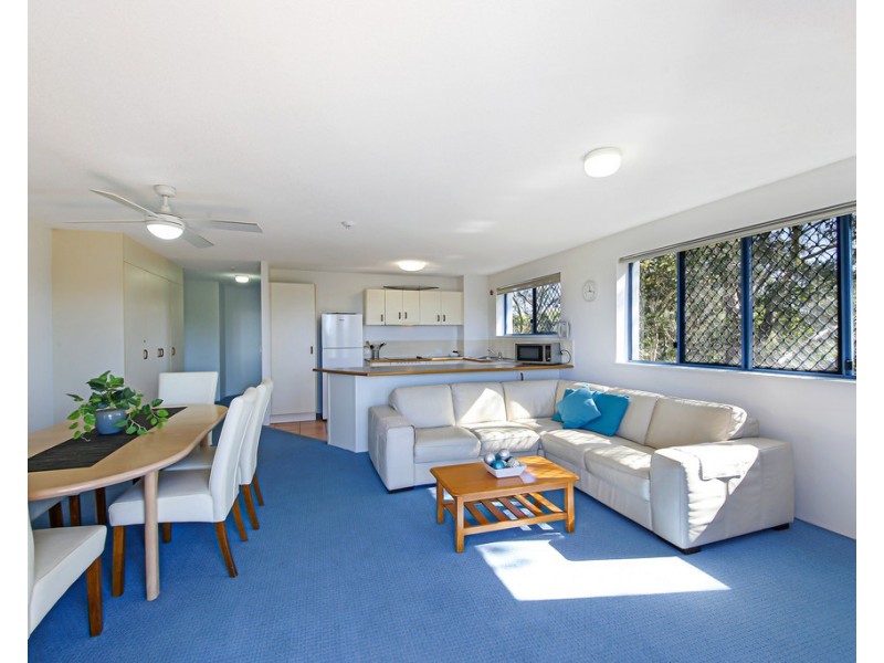 Unit 7/3 Landsborough Parade, Golden Beach QLD 4551