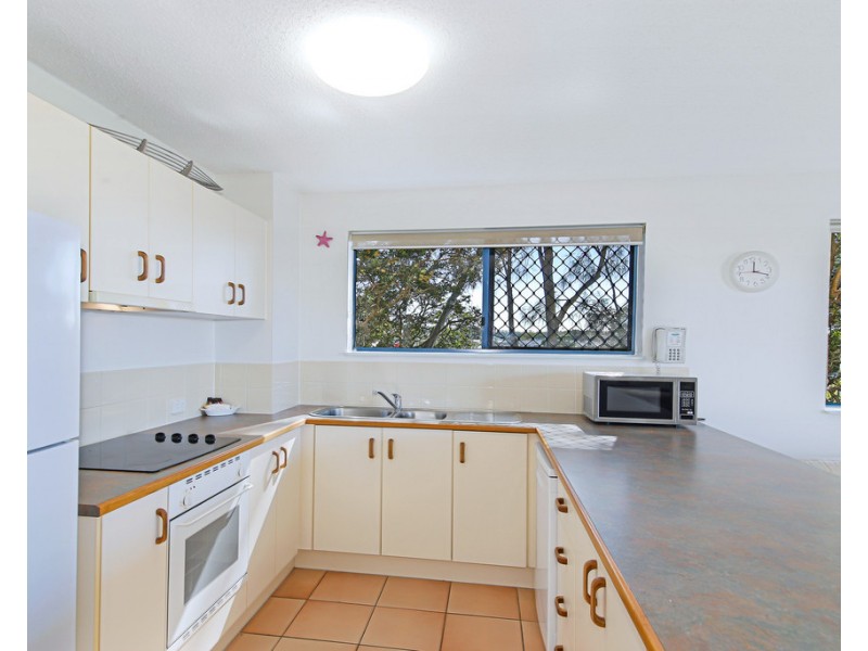 Unit 7/3 Landsborough Parade, Golden Beach QLD 4551