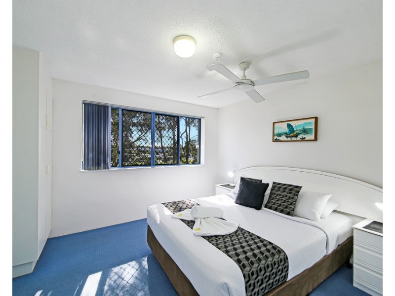 Unit 7/3 Landsborough Parade, Golden Beach QLD 4551