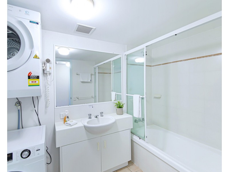 Unit 7/3 Landsborough Parade, Golden Beach QLD 4551
