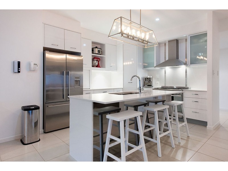 2 La Rita Court, Pelican Waters QLD 4551