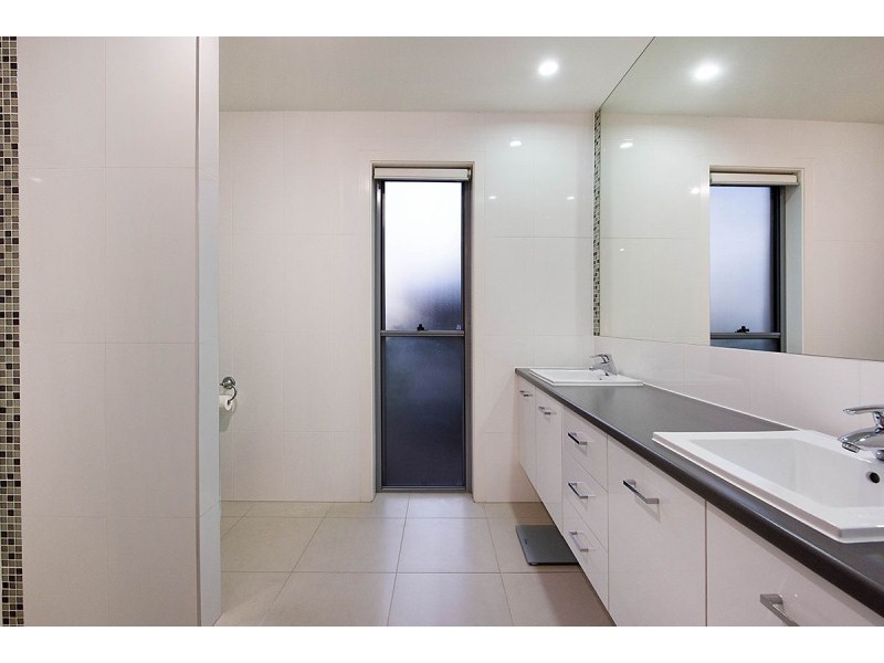 2 La Rita Court, Pelican Waters QLD 4551