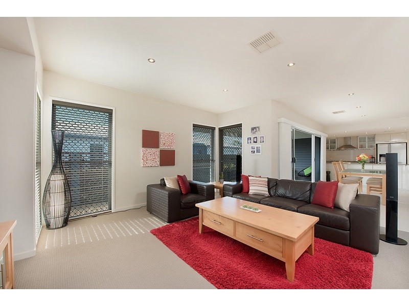 21 The Promenade, Pelican Waters QLD 4551