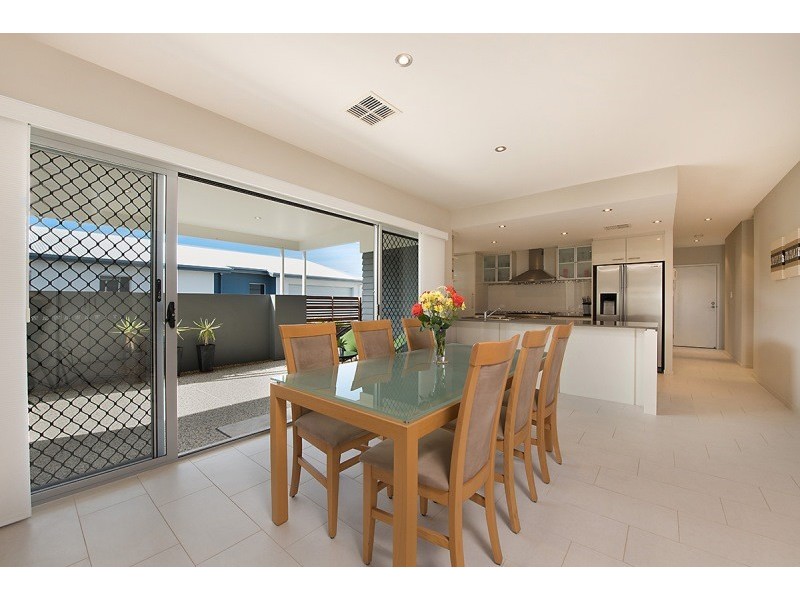 21 The Promenade, Pelican Waters QLD 4551