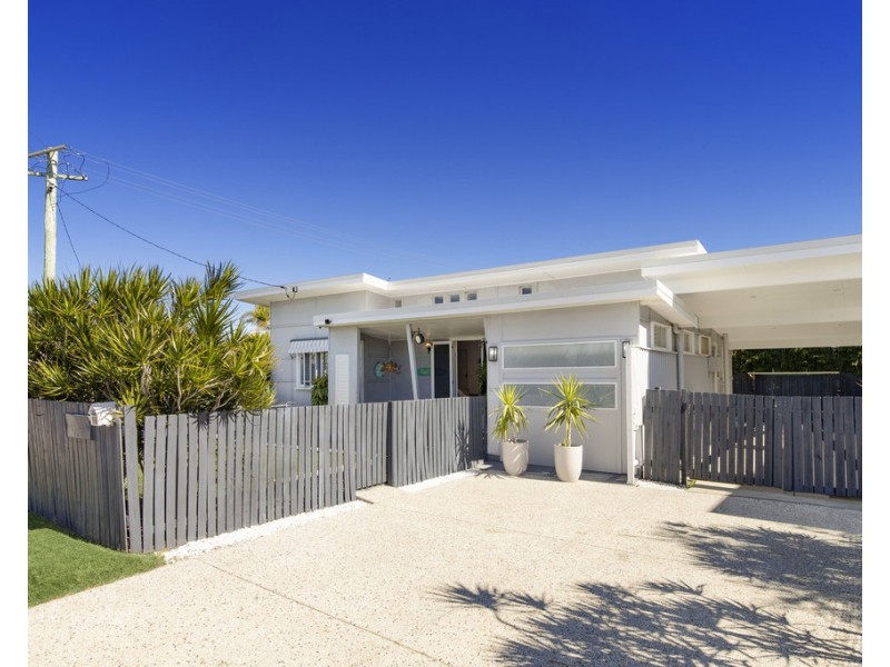 1/96 Landsborough Parade, Golden Beach QLD 4551