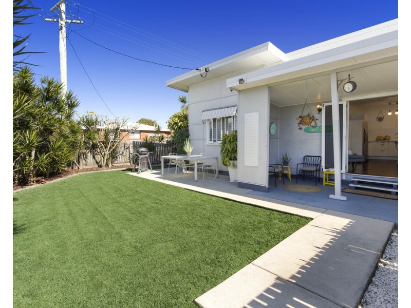 1/96 Landsborough Parade, Golden Beach QLD 4551