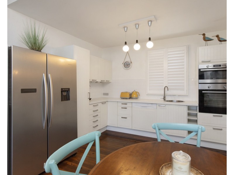 1/96 Landsborough Parade, Golden Beach QLD 4551