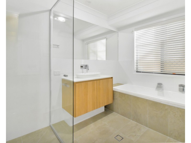 19 Firefly Street, Pelican Waters QLD 4551