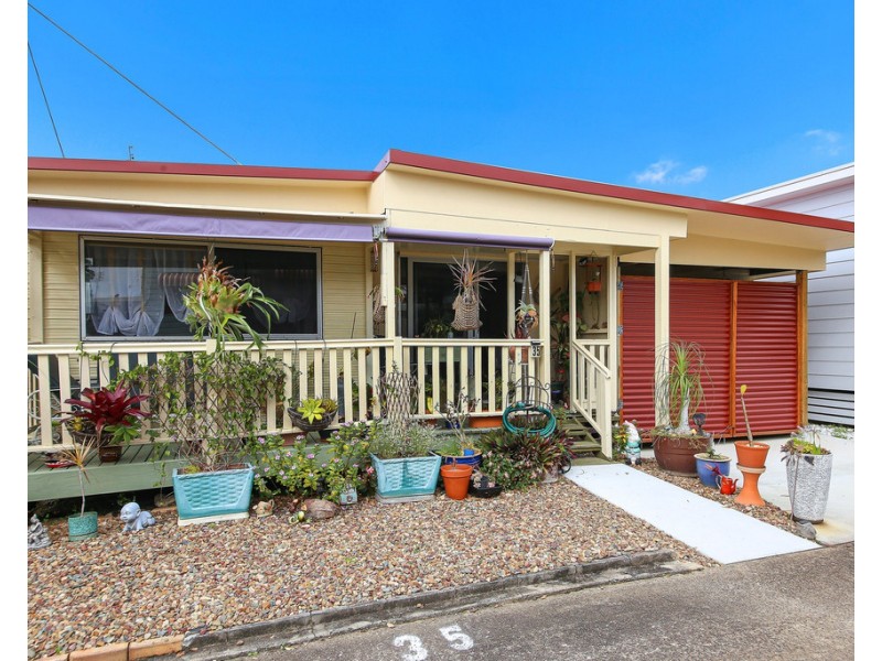 Villa 35/63 Caloundra Road, Little Mountain QLD 4551