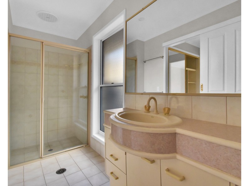 3 Grace Court, Pelican Waters QLD 4551