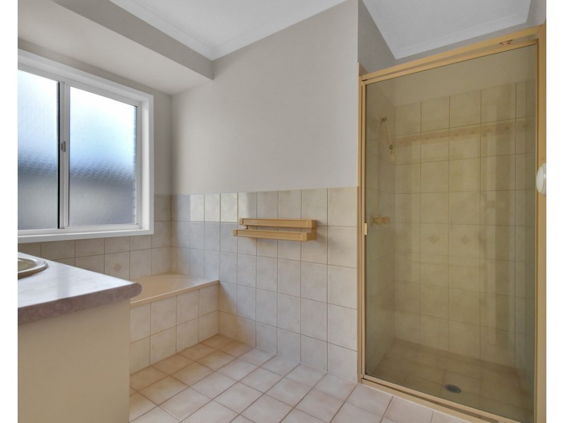 3 Grace Court, Pelican Waters QLD 4551