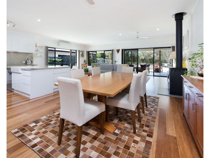 33 Millennium Circuit, Pelican Waters QLD 4551