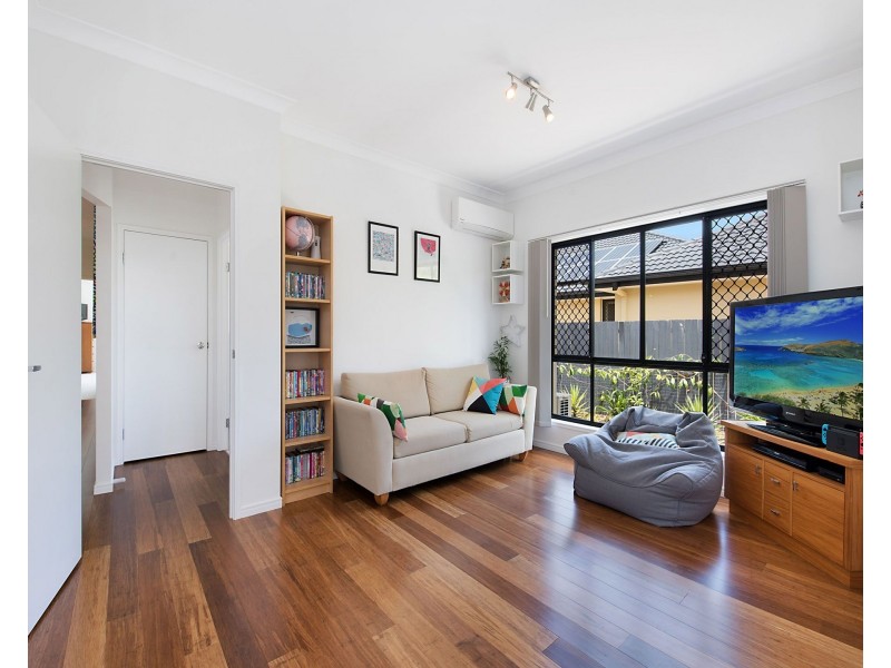 33 Millennium Circuit, Pelican Waters QLD 4551
