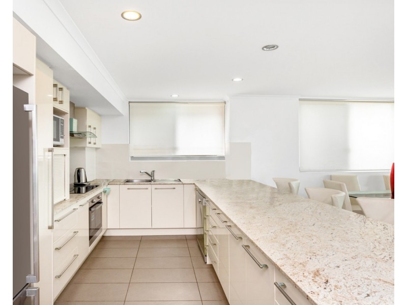 Unit 6/4-6 Orvieto Terrace, Kings Beach QLD 4551