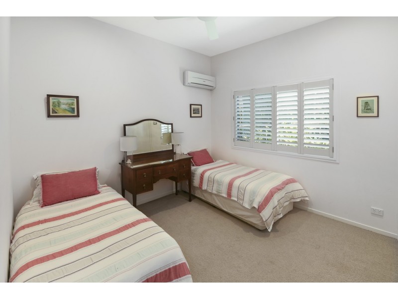 1 Cooroora Street, Dicky Beach QLD 4551