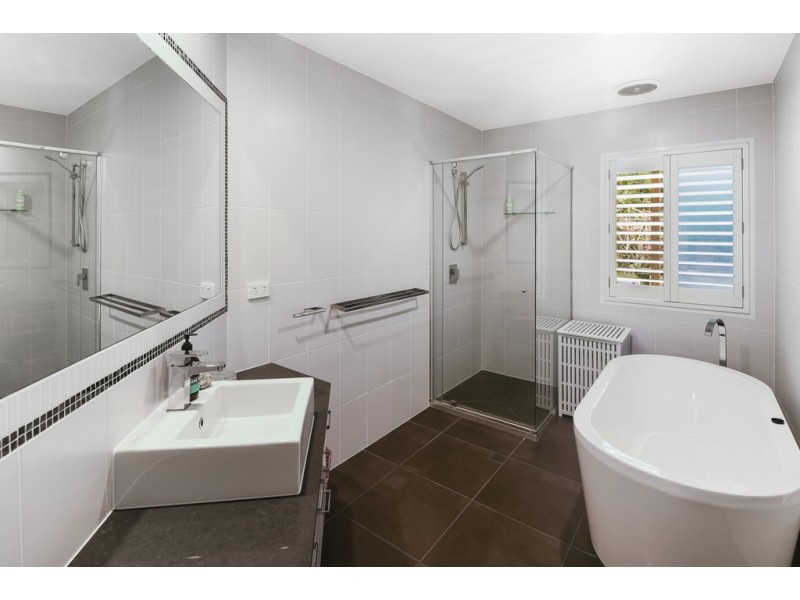 1 Cooroora Street, Dicky Beach QLD 4551