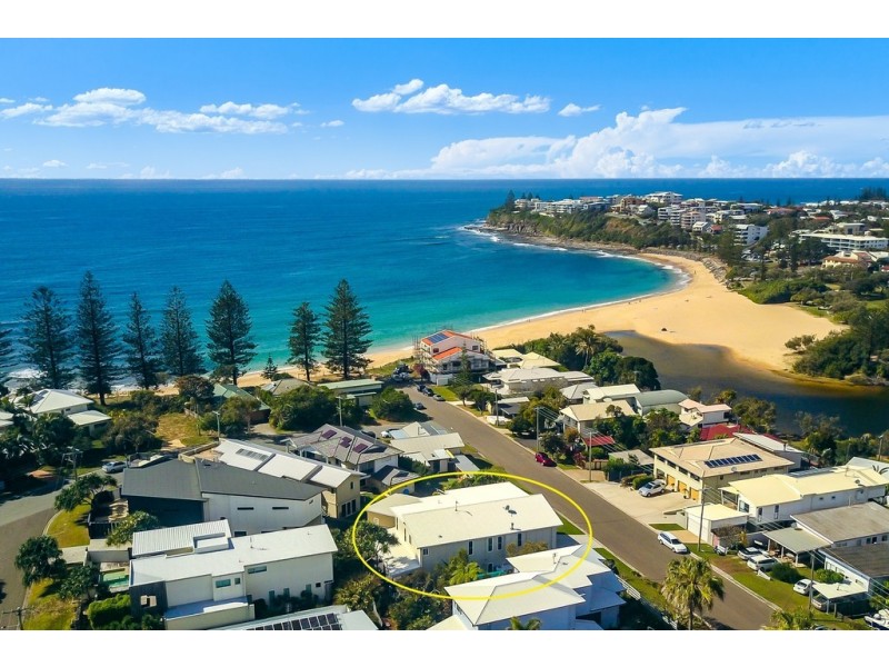 1 Cooroora Street, Dicky Beach QLD 4551