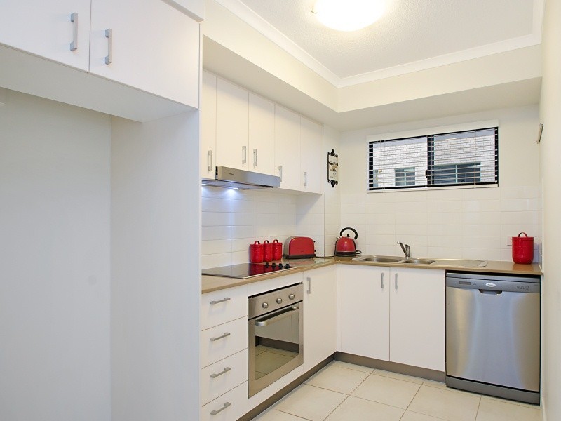 Unit 6 ’38 On Kings’ 38 King Street, Kings Beach QLD 4551