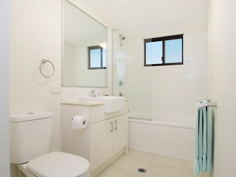 Unit 6 ’38 On Kings’ 38 King Street, Kings Beach QLD 4551