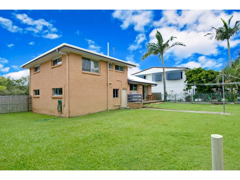 26 Beerburrum Street, Dicky Beach QLD 4551