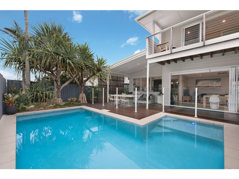 26 Bell Street, Dicky Beach QLD 4551