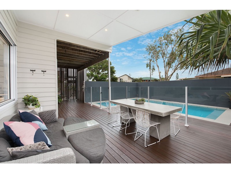 26 Bell Street, Dicky Beach QLD 4551