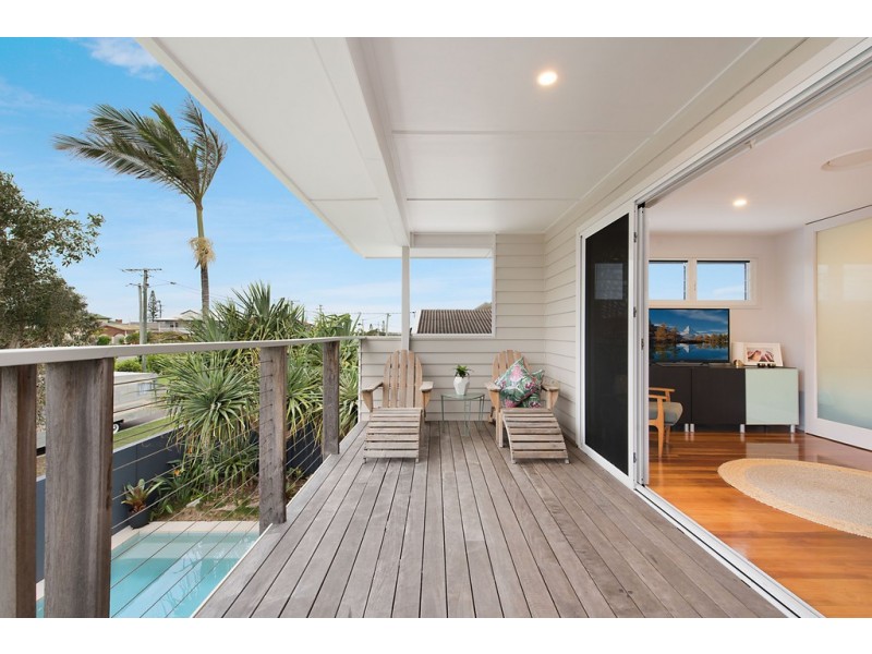 26 Bell Street, Dicky Beach QLD 4551