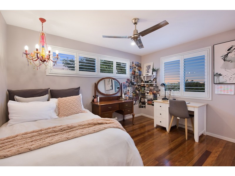 26 Bell Street, Dicky Beach QLD 4551