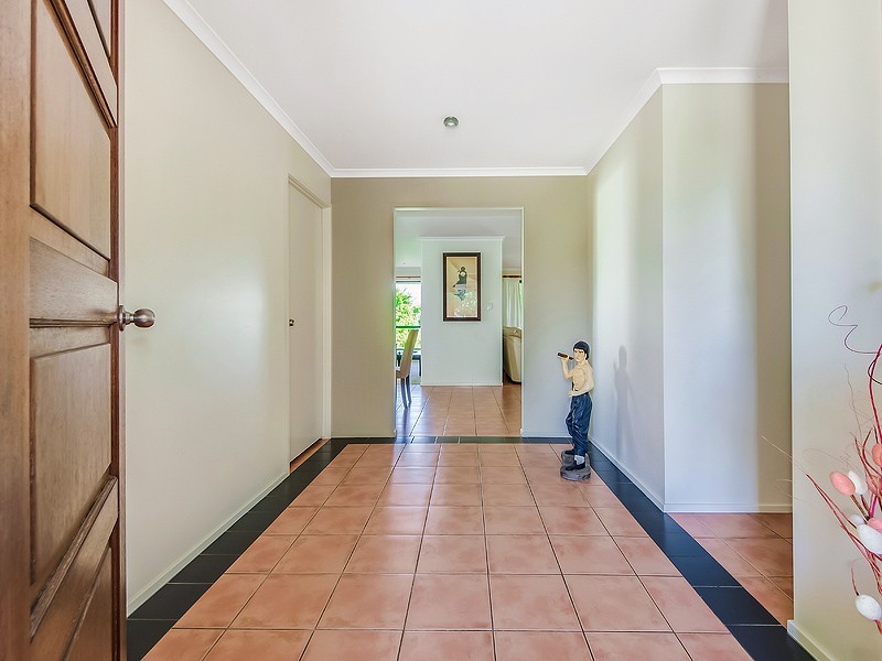 8 Dunbrody Street, Caloundra West QLD 4551