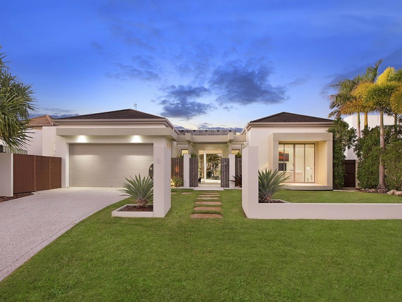 6 Columba Place, Pelican Waters QLD 4551