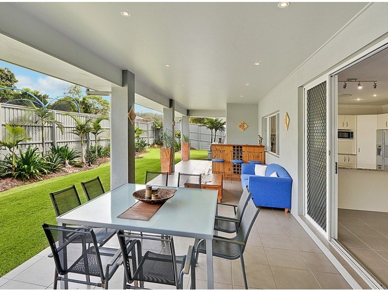 33 The Dales Crescent, Little Mountain QLD 4551